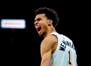 开云下载-开拓者客场逆转马刺，夺得胜利