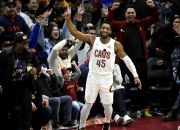 开云平台-爵士凭借米切尔的出色表现，击败国王的简单介绍