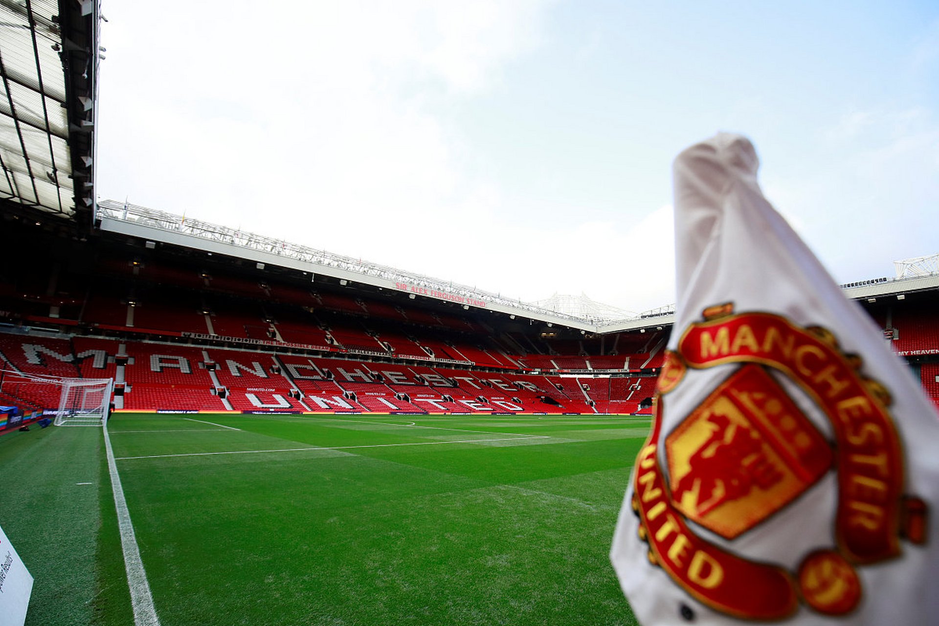 利物浦逆转拿下胜利，球迷欢呼雀跃