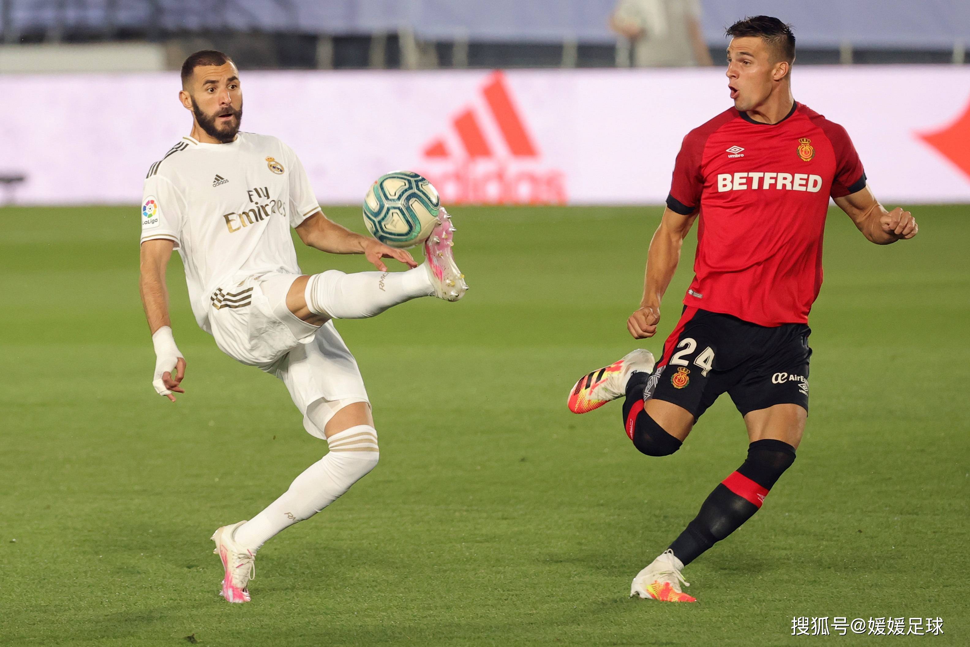 关于帕尔马斯大胜格拉纳达，实现保级突围的信息