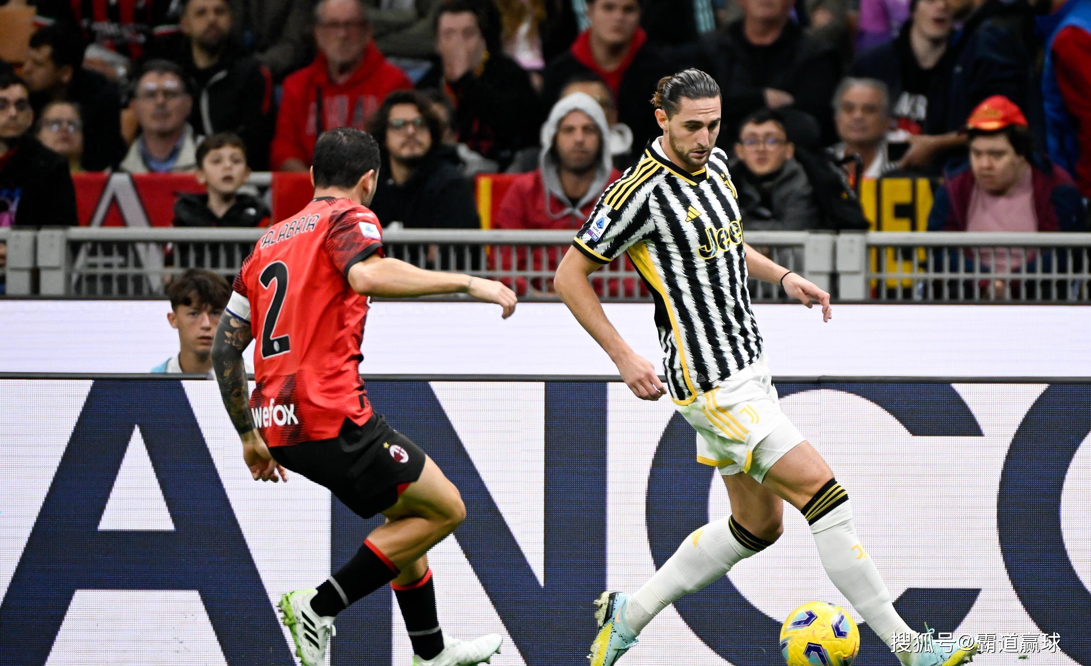 包含AC米兰中场发挥稳定，助球队保持领先的词条