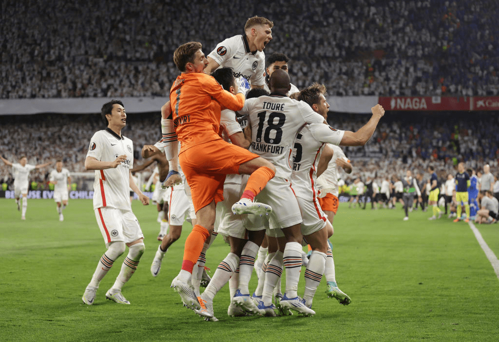 包含里昂士气高昂，准备面对强敌考验的词条