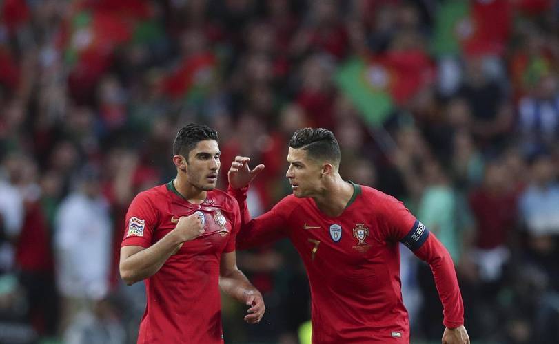 包含里昂士气高昂，准备面对强敌考验的词条