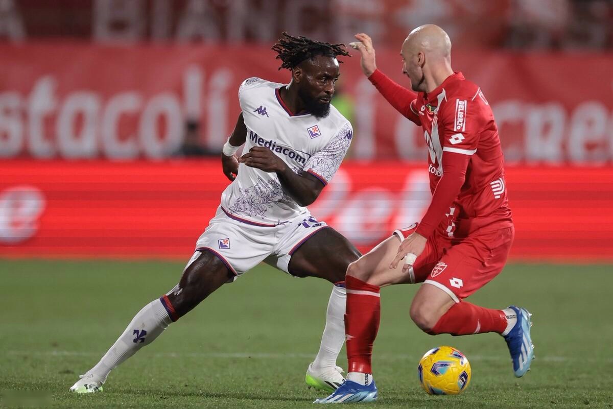 佛罗伦萨主场风暴，对手束手无策的简单介绍