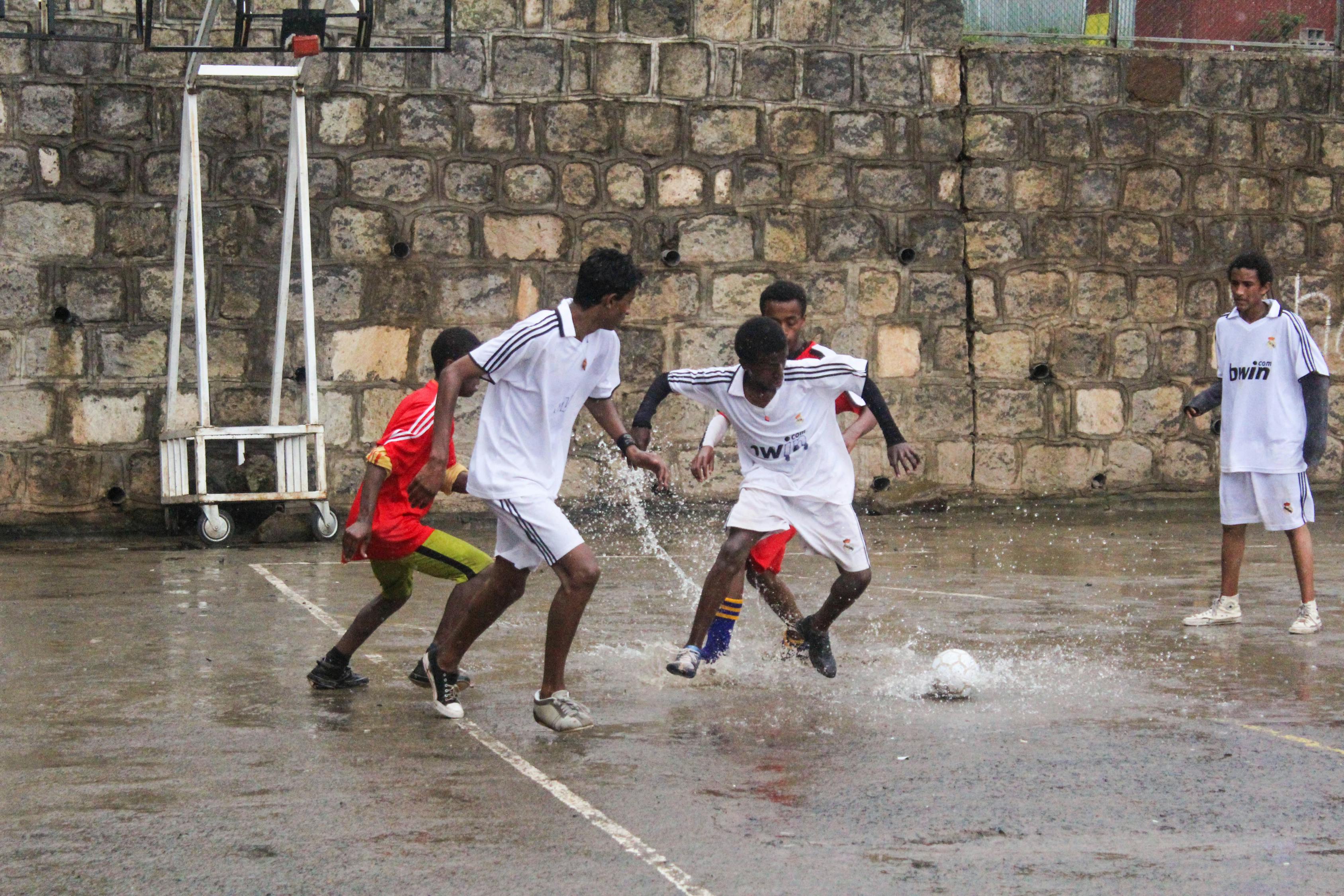 热门项目争相亮相，选手展开激烈角逐的简单介绍