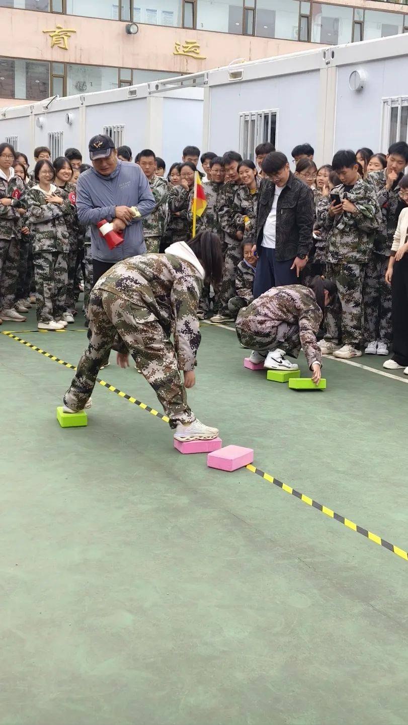 体育精神传递，比赛现场热闹非凡