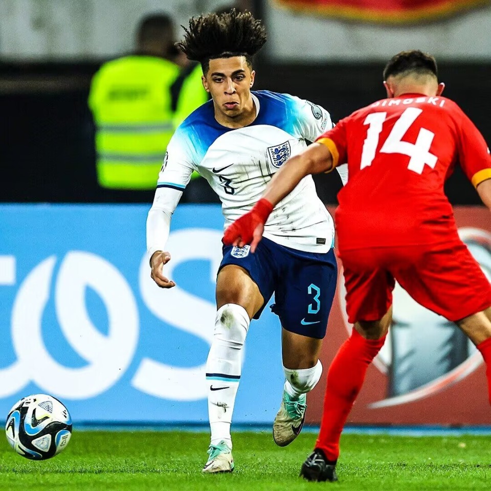 英格兰队遗憾爆冷负于北马其顿，艰难晋级欧洲杯资格赛的简单介绍