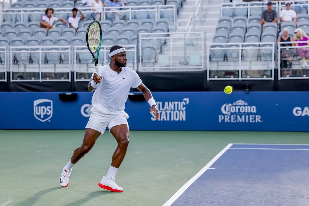 关于亚特兰大惊险获胜，保住晋级希望的信息