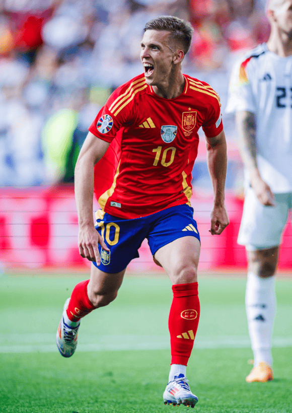 关于罗马青训球员崭露头角，表现获得好评的信息