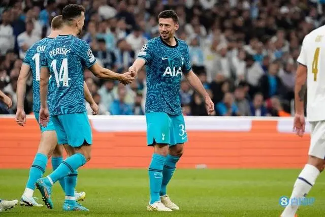 争霸战：巴萨对托特纳姆，命运将如何选择？