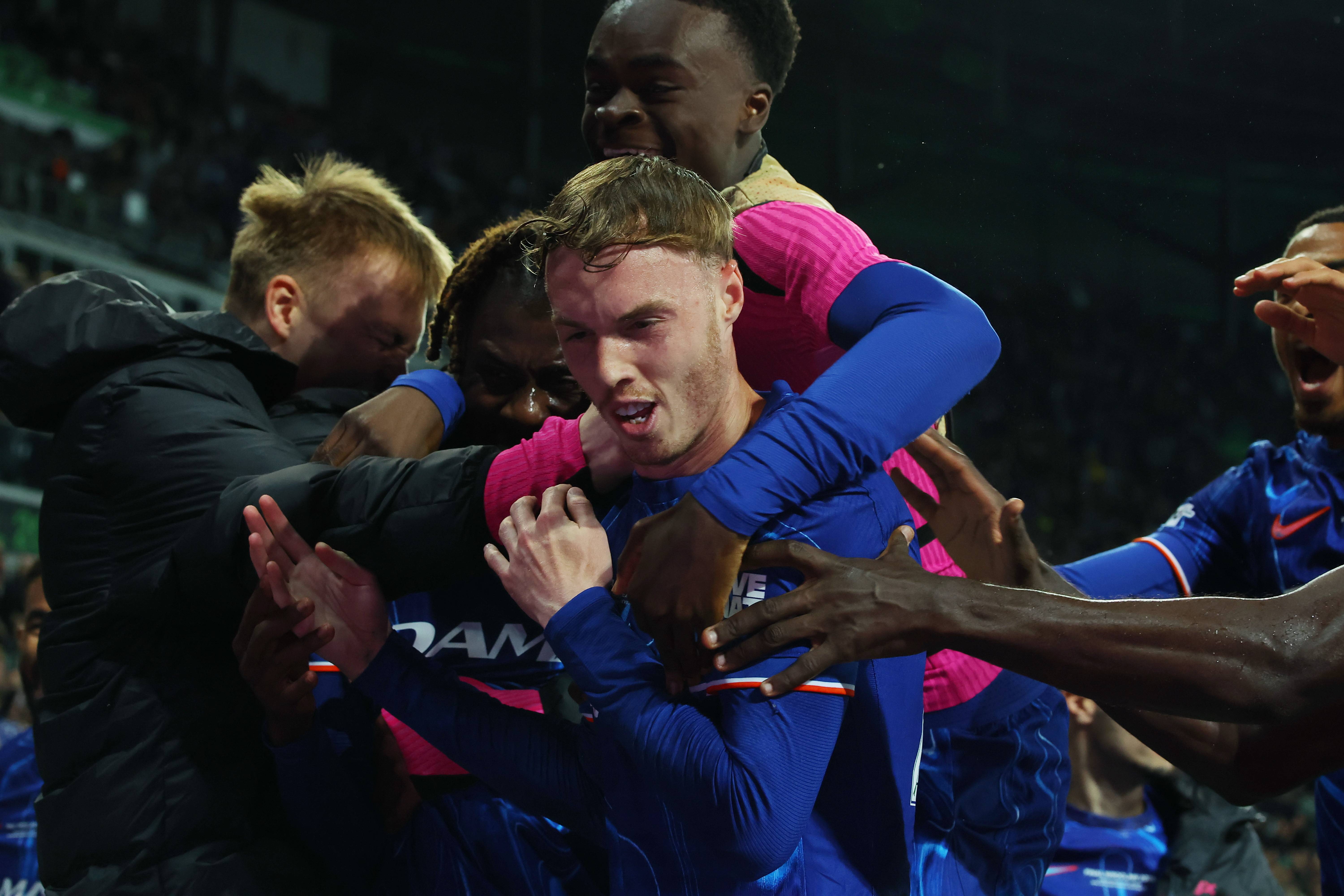 艰难的比赛！切尔西球队在尾声翻盘