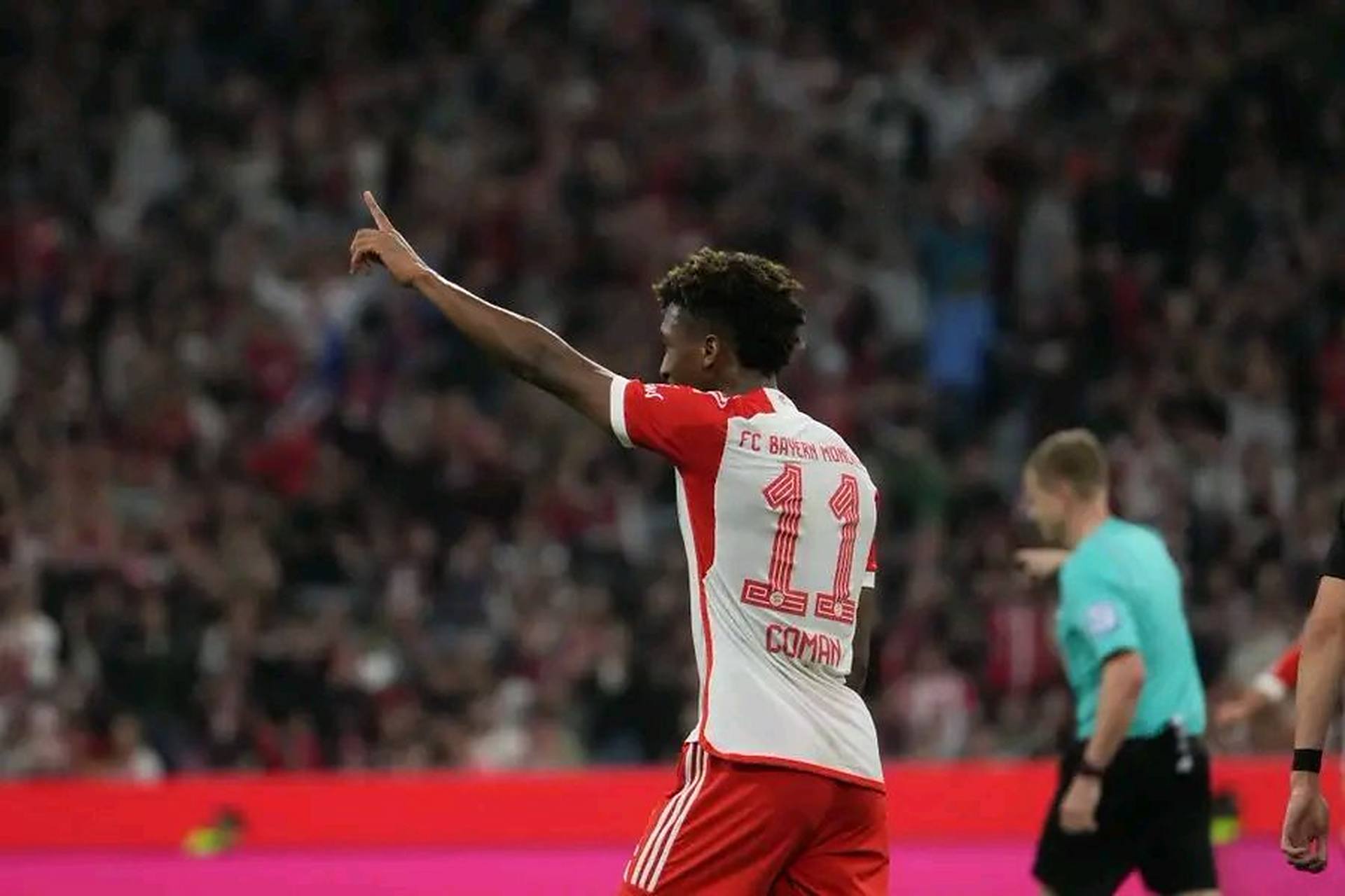 拜仁慕尼黑大胜弗赖堡，浪费机会可惜的简单介绍