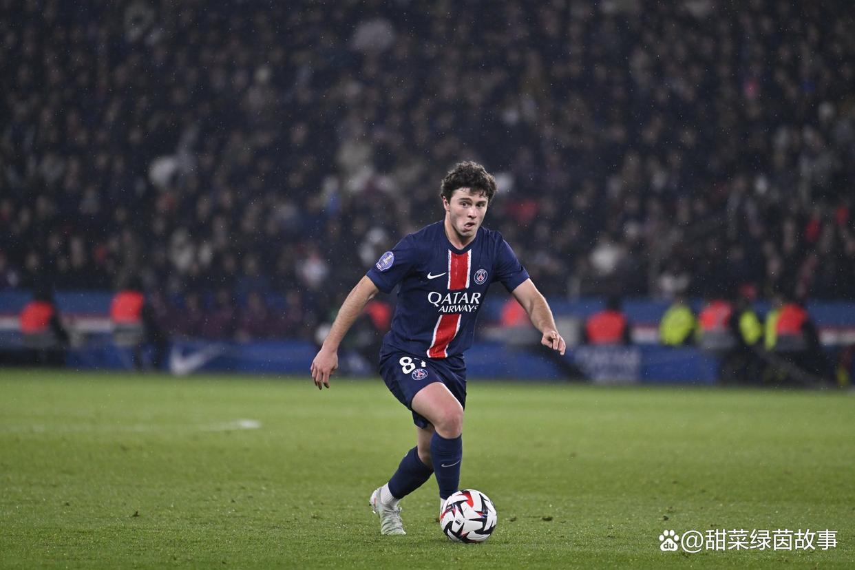 关于圣埃蒂安足球俱乐部将在周末进行一场紧张比赛的信息