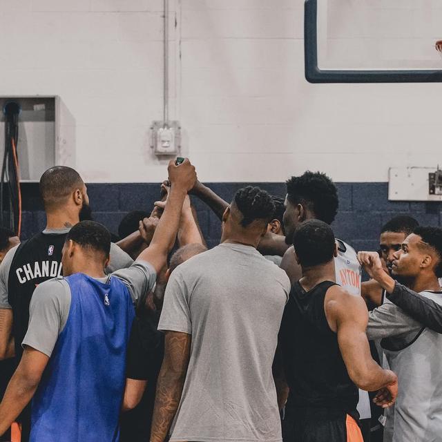 球队训练营安排，备战新赛季首场比赛