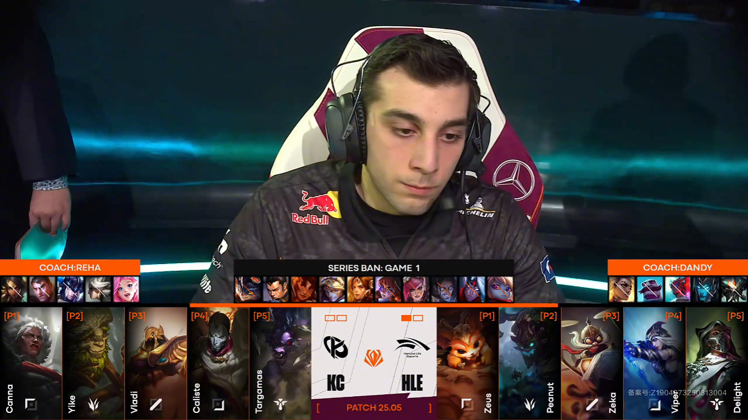 关于HLE绝杀T1，Zeus完成史诗逆转顶尖较量2025世界赛，锁定晋级资格的信息