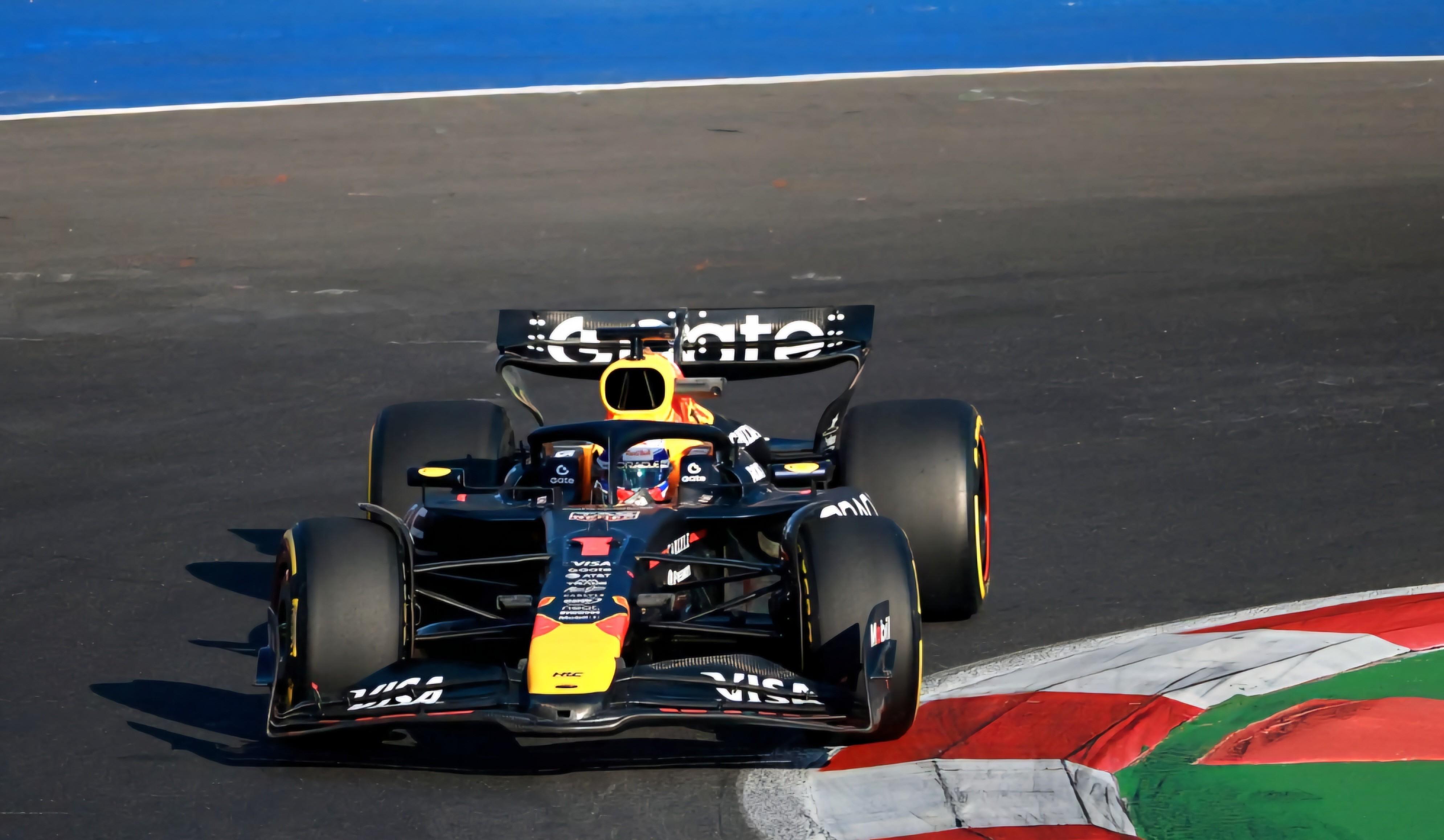 索伯车队完胜法拉利，维斯塔潘统治全场